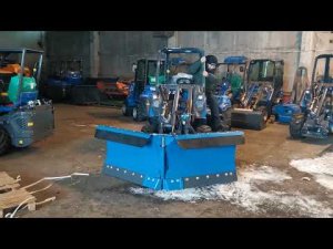 Снеговой плуг (отвал-бабочка) для минипогрузчика MultiOne. Обзор навесного оборудования на погрузчик