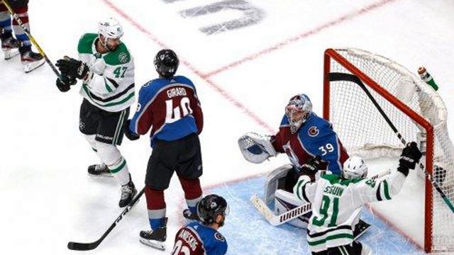 «Невозможно перестать смеяться». Случайный гол Радулова плечом принес «Далласу» вторую победу над смотреть онлайн