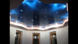 Об особенностях мытья натяжных потолков