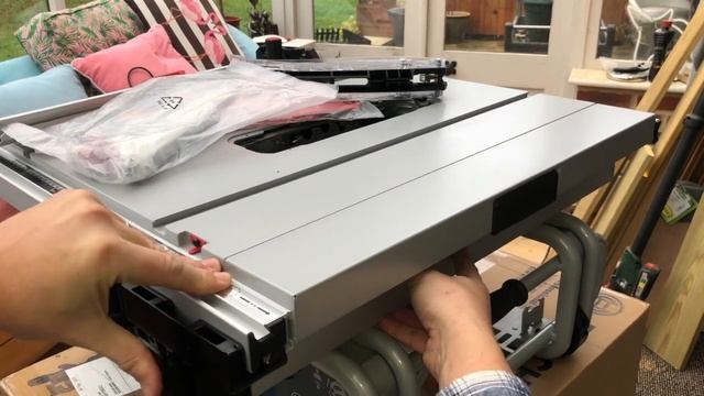 Bosch GTS 10 J Table Saw - Unboxing, How To Assemble & Specification смотреть онлайн