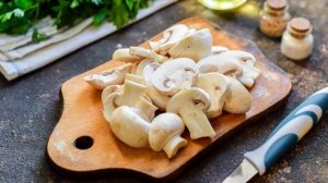 Овощное рагу с мясом и грибами