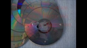 Декор стен старыми CD DVD дисками своими руками