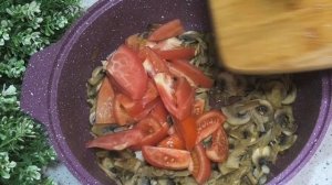 Картофель с помидорами и грибами. Картошка в духовке