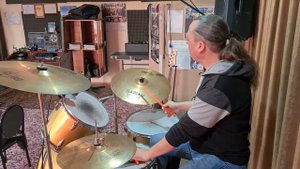 «ОСНОВЫ ИГРЫ НА УДАРНОЙ УСТАНОВКЕ»