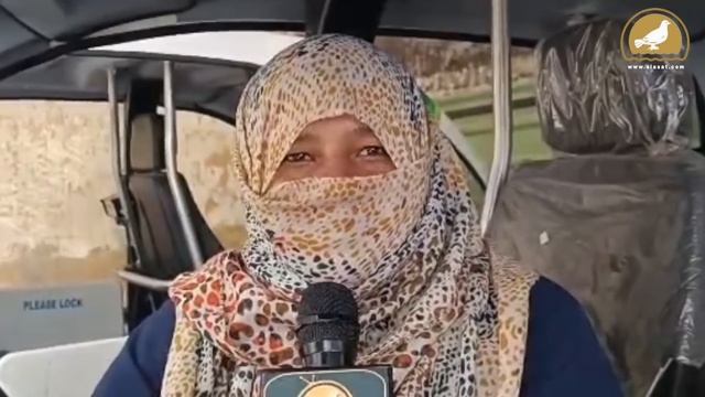 Burqa clad women auto driver hits the road in Hyderabad смотреть онлайн