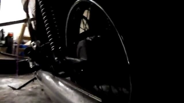 Звук двигателя мотоцикла Ява - 350 / The sound of a motorcycle engine Java - 350 смотреть онлайн