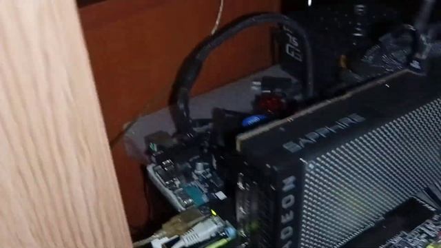 Low End GTAV 1080p Benchmark: Intel i3 4170, 16G DDR3 1600MHz, Sapphire Radeon RX 470 4GB Platinum