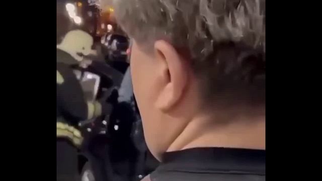 Воронеж_ 40-ка летний житель под шафе упал на авто с 19-го этажа.