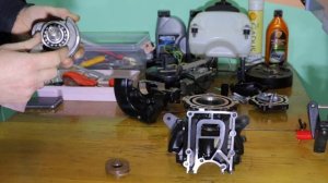 Разборка и осмотр проблемных мест двигателя лодочного мотора Sharmax 5 Tohatsu