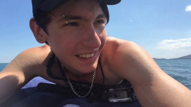 Я УПЛЫЛ В ОТКРЫТОЕ МОРЕ! КАК ДЕЛАЕТСЯ КОНТЕНТ! смотреть онлайн