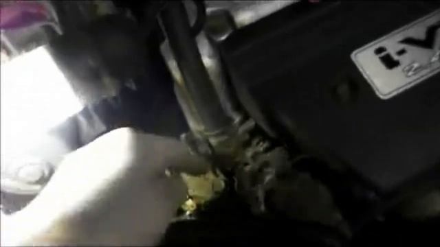 Replace The Variable Valve Timing Solenoid (VVT ) Honda Element 2.4 Liter смотреть онлайн