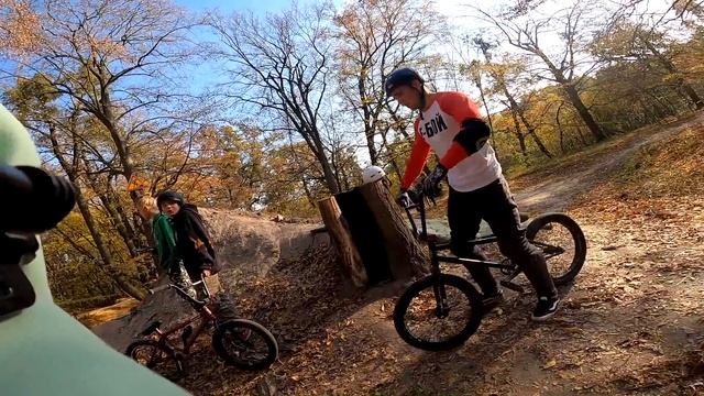 Не Смотря НА Жуткие ПЕРЕЛОМЫ БМХер Не Сдается И Делает Трюки! смотреть онлайн