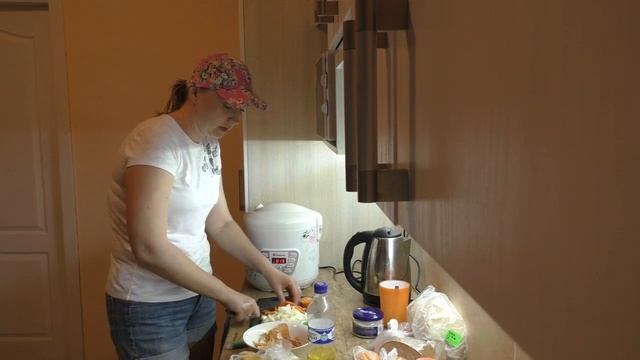 ОТДЫХ НА МОРЕ В ОЧАКОВЕ//ГОТОВЛЮ УЖИН НА НОВОЙ КУХНЕ//ТЕСТ НОВОЙ МУЛЬТИВАРКИ)//БАЗА ОТДЫХА САНТА смотреть онлайн