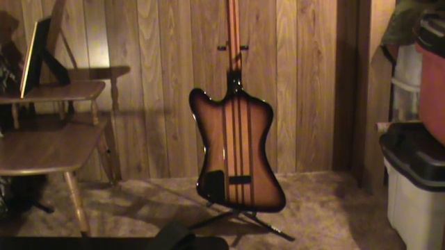 Thunderbird Pro IV Vintage Sunburst Overview & Features смотреть онлайн