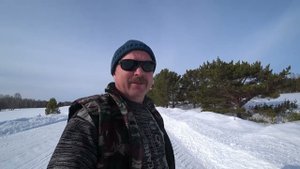 МТЗ-82.1. Чистим территорию от снега, запись в ускоренном режиме.