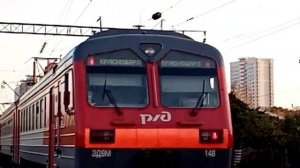 Электричка Староминская-Краснодар, и Ласточка Краснодар-Ростов.