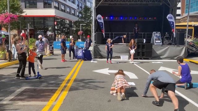 Субботний полдень. Праздник и "колхозный" рынок на Мозаике - 25 сентября 2021 №3. смотреть онлайн