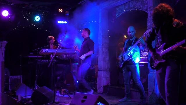 Barock Project - "TIRED" (live at Trading Boundaries 2018) смотреть онлайн
