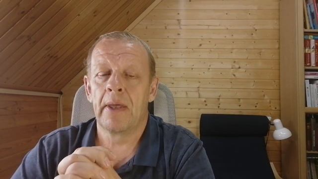 Роение на пасеке показатель плохой жизни пчёл. Роение - это естественное размножение пчёл в природе
