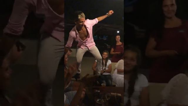 Додо разделся смотреть онлайн