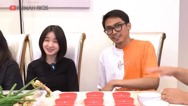 CHATEEZ KENA ROSTING ADENYA.. Bikin Ngakak.. смотреть онлайн