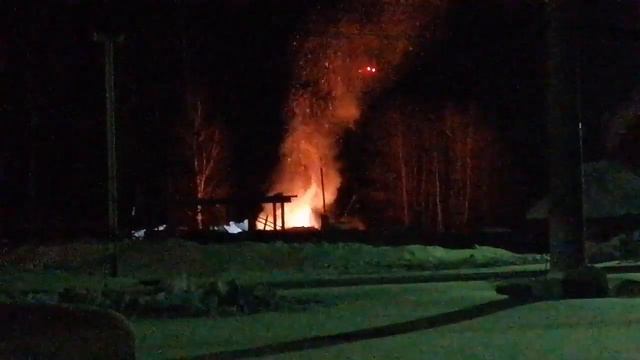 Вызывай пожарных пожар горим.