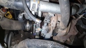 Где находится масляный фильтр на Daihatsu Terios Kid EF-DEM