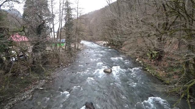 Нарзанный источник в Чвижепсе. Туризм в Красной поляне. Сочи