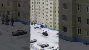 То снег, то солнце 😄песня "А снег идёт" Майя Кристалинская и музыка из фильма "Зимняя вишня"