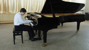 Л. Бетховен соч.2 Соната №1 фа-минор 1я часть