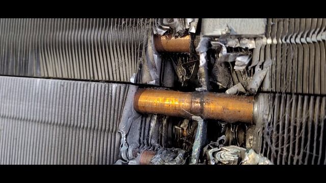 Устранение утечки на конденсаторе чиллера