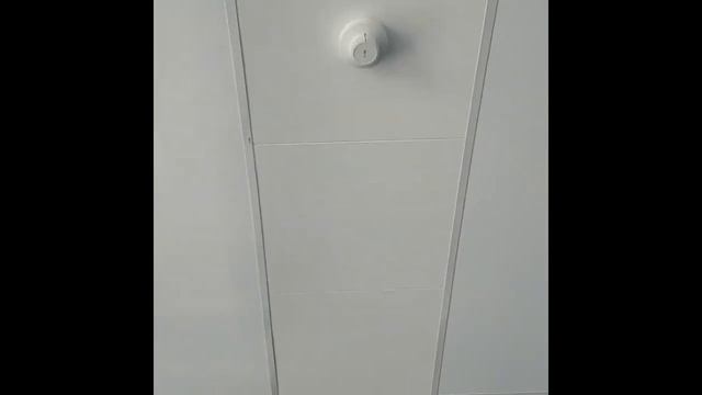 Как быстро снять колпачки с пожарных извещателей. Адвент календарь Слаботочника. смотреть онлайн