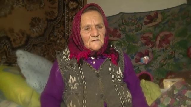 На Вінниччині 20-річний нелюд побив прикуту до ліжка жінку смотреть онлайн