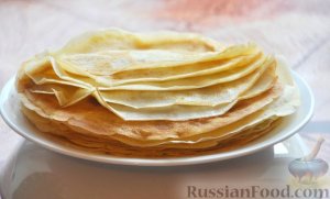 На кипятке, но всё-равно жарятся.
ЗАВАРНЫЕ БЛИНЫ НА МОЛОКЕ И КИПЯТКЕ