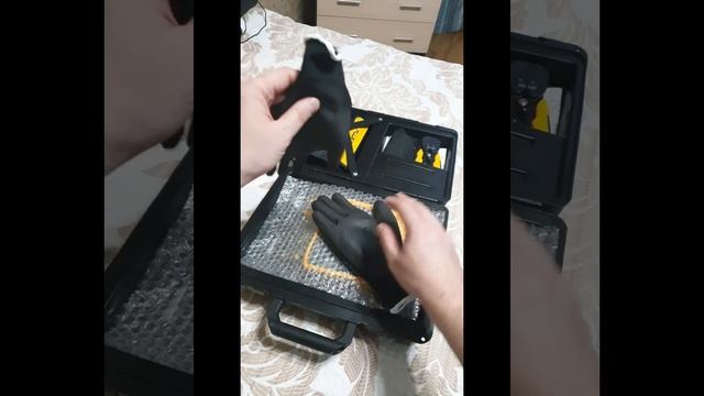 Приборы для нахождения электрической проводки. Набор для всех случаев. смотреть онлайн