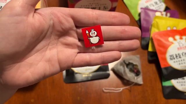 Китайский чай со снеговиком Snow king sweet tea - в РФ с OZON Global. Пирамидки с ярлычком смотреть онлайн