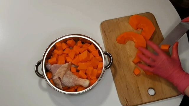 Блюда из курицы. Как приготовить курицу. 3 блюда из курицы просто.