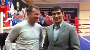 Гоголев Андрей Чемпион мира по боксу 2001 года и 7 кратный чемпион мира по самбо Раис Рахматулин