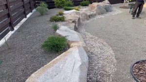 Посадка растений в рокарий