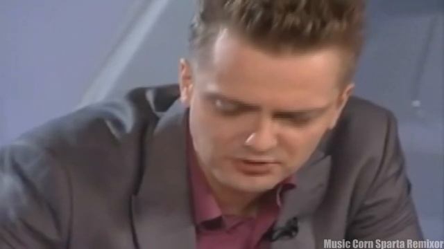 Прохожие отвечают на 10 вопросов. Самая глубокая река? Название картины? Аббревиатура ДНК смотреть онлайн