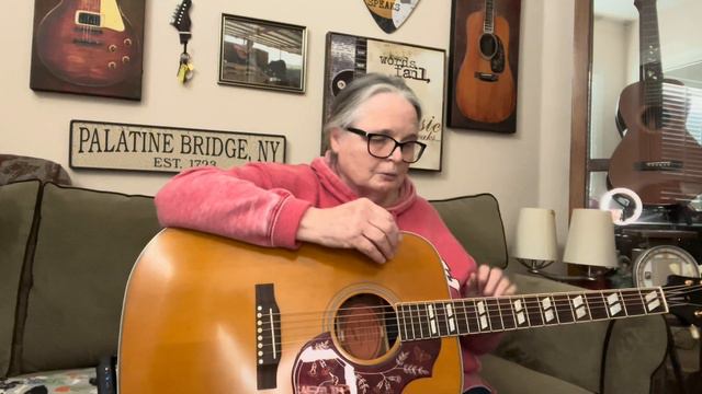 Review: GIBSON Inspired Hummingbird By Epiphone - GIBSON VS EPIPHONE - Is there a Difference? смотреть онлайн