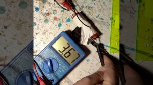 Заряжаю аккумулятор 18650 внешним напряжением 11.5Вольта