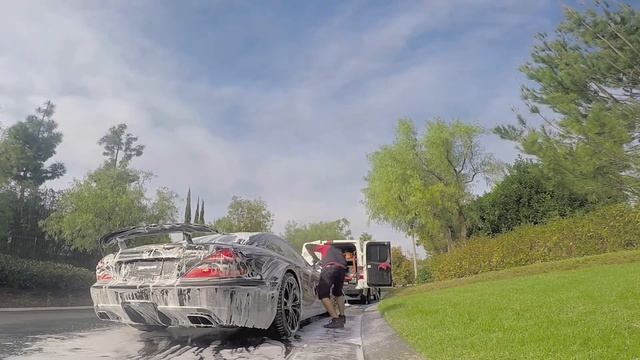 WASHING THE MERCEDES SL65 BLACK SERIES BY BLACKSHIELD AUTODETAIL