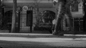 Девушка с флейтой на Пушкинской в Ялте