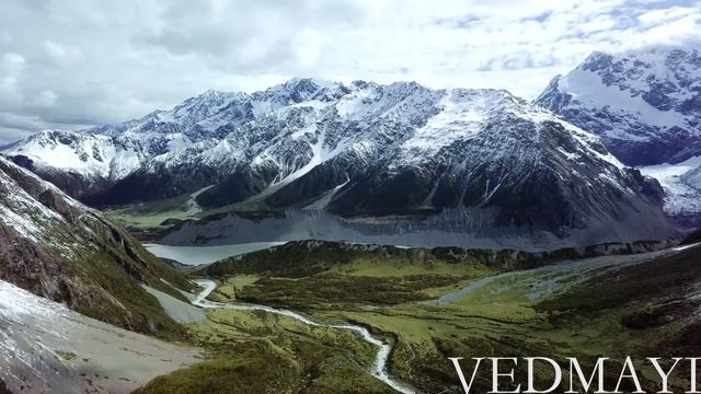 Brahma Mantra for Success in Business, Success in Singing Music, Creativity, Wealth, in Sanskrit смотреть онлайн