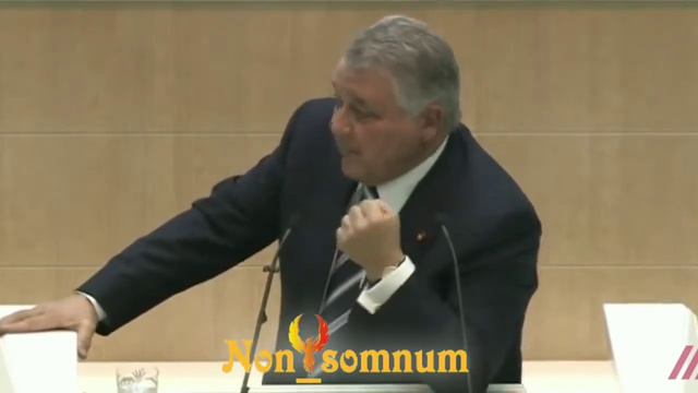 чтоб стать умным достаточно укольчик