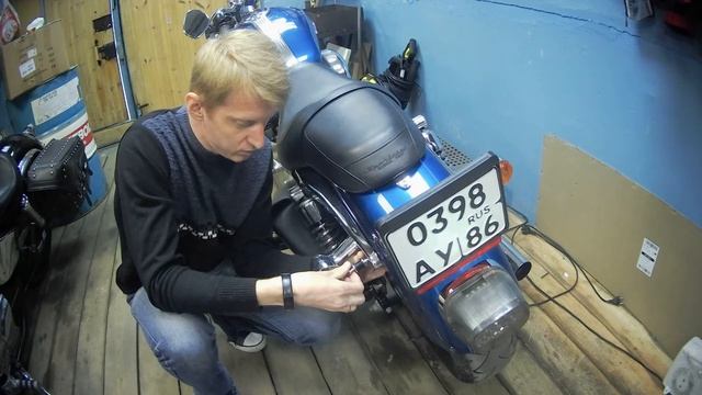 Установка спинки на Harley Davidson Sportster смотреть онлайн