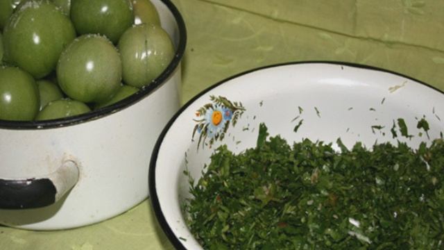 Засолка зеленых помидоров