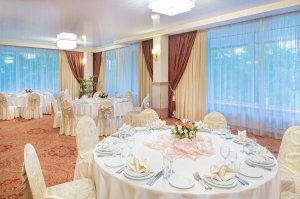 Банкетные залы отеля "Планерное"