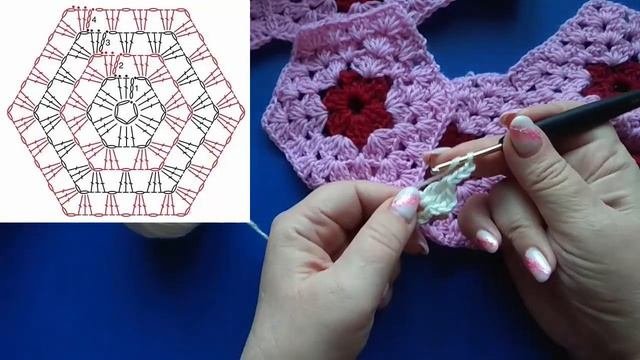 Кофточка с отделкой из шестиугольников